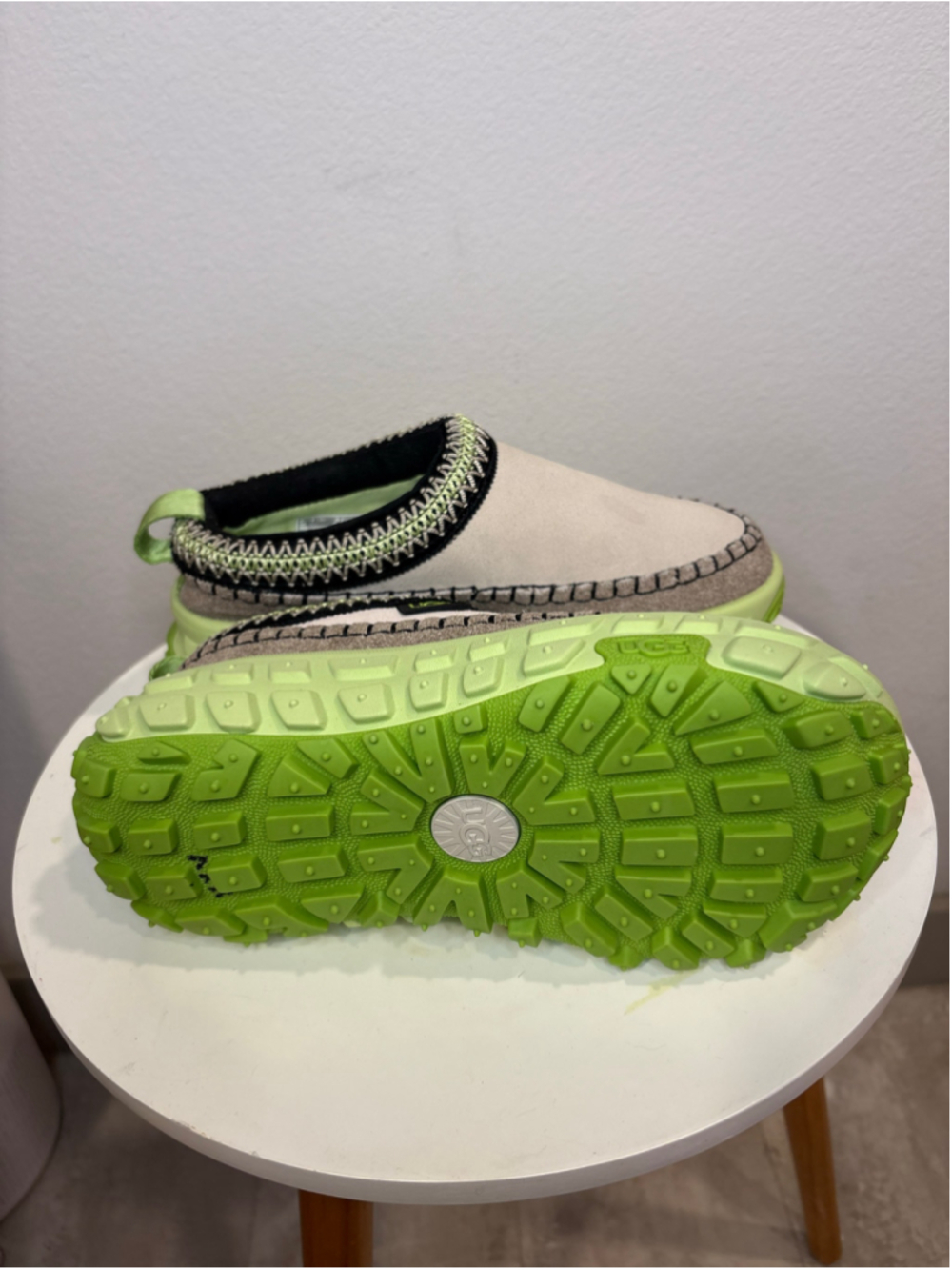 UGG Venture Daze Platform Slip-On Clogs Lime Green Suede Women’s US 6 - Picture 6 of 9